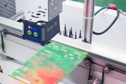 鋰電池噴碼微小、背景復雜？東集 X4 AI 工業(yè)讀碼器微距視覺清晰捕捉